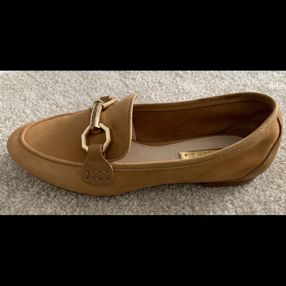 Louise et Cie Shoes - LIKE NEW ‘Louise et Cie’ Flats - Tan Soft Suede